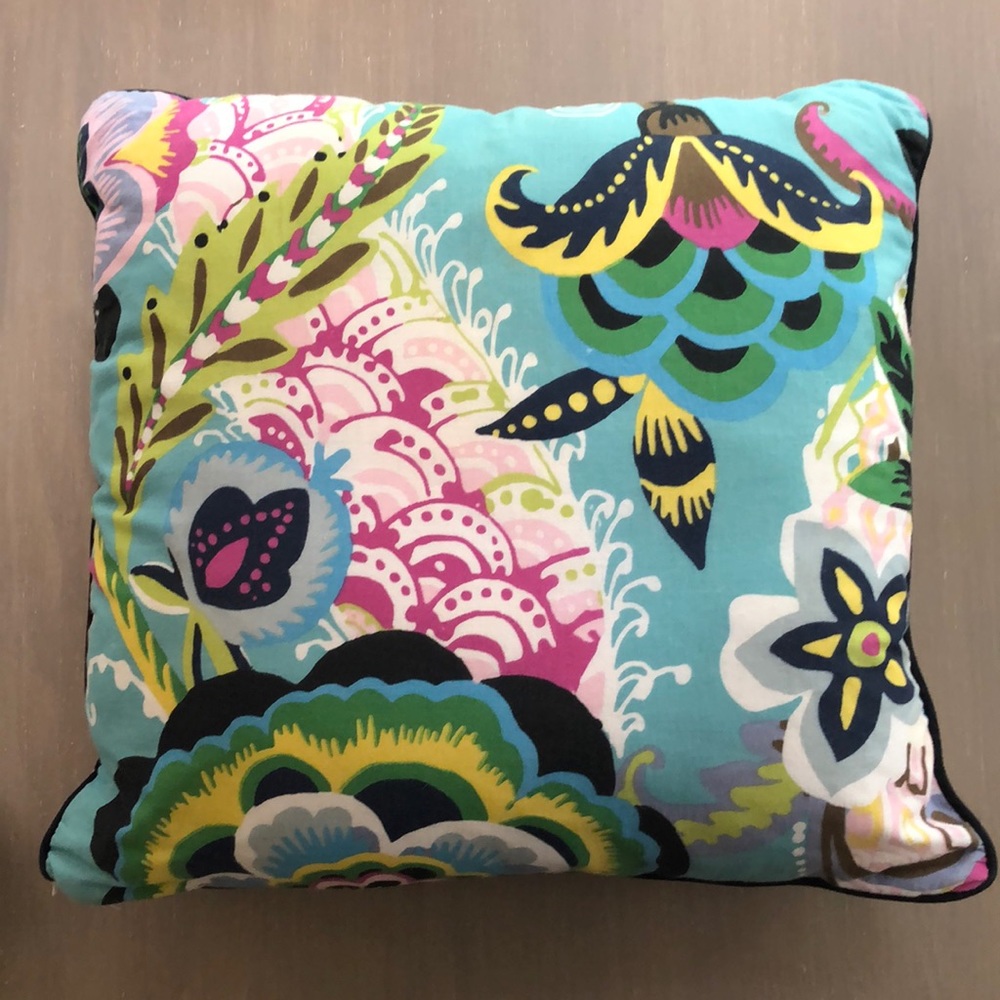 Pair of 18x18 fun print pillow covers - Picture 1 of 5